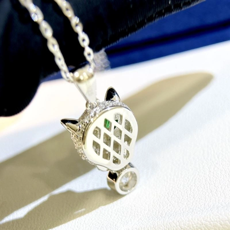 UrbanChic Cartier Necklaces 217747