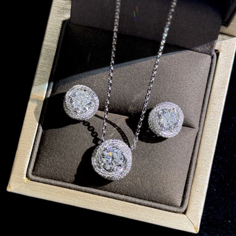 Cartier Necklaces Flexible 217642