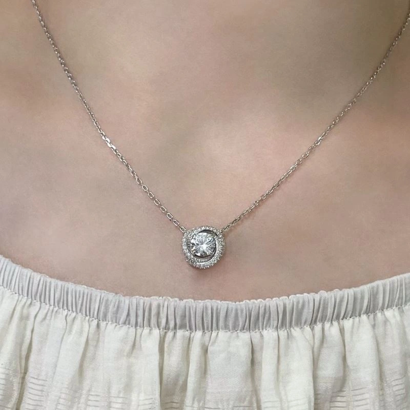 Cartier Necklaces Flexible 217642