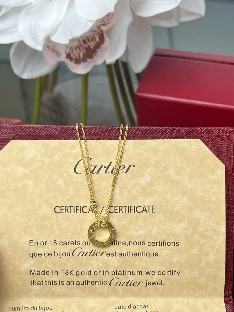 Neat Cartier Necklaces 217637
