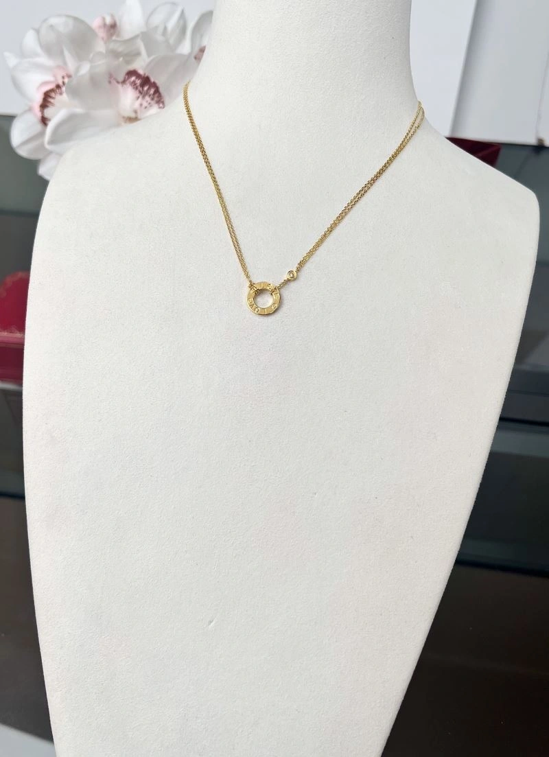 Neat Cartier Necklaces 217637