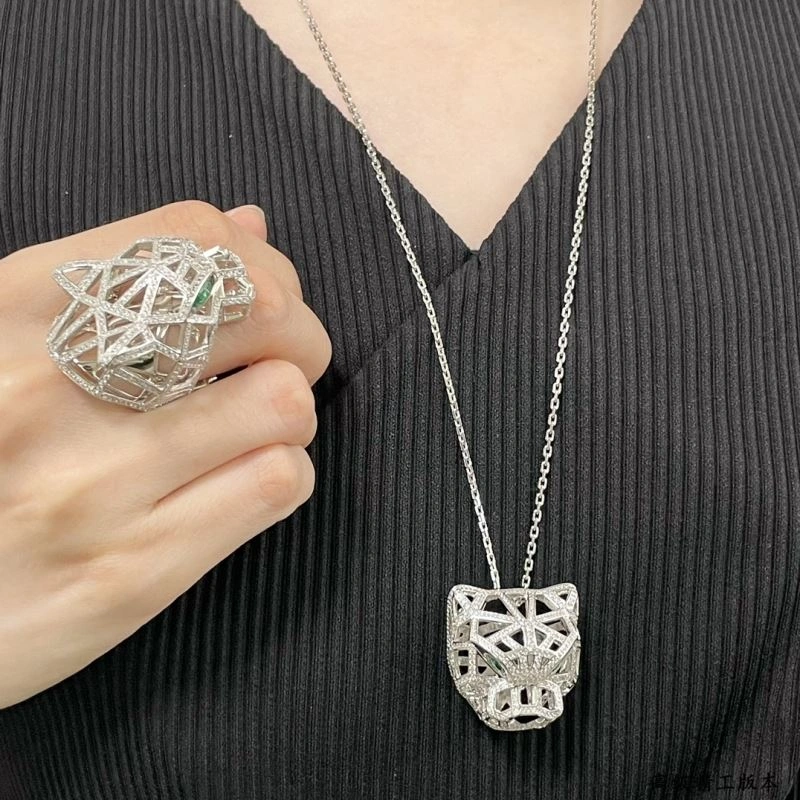 Cartier Necklaces Sophisticated 217601