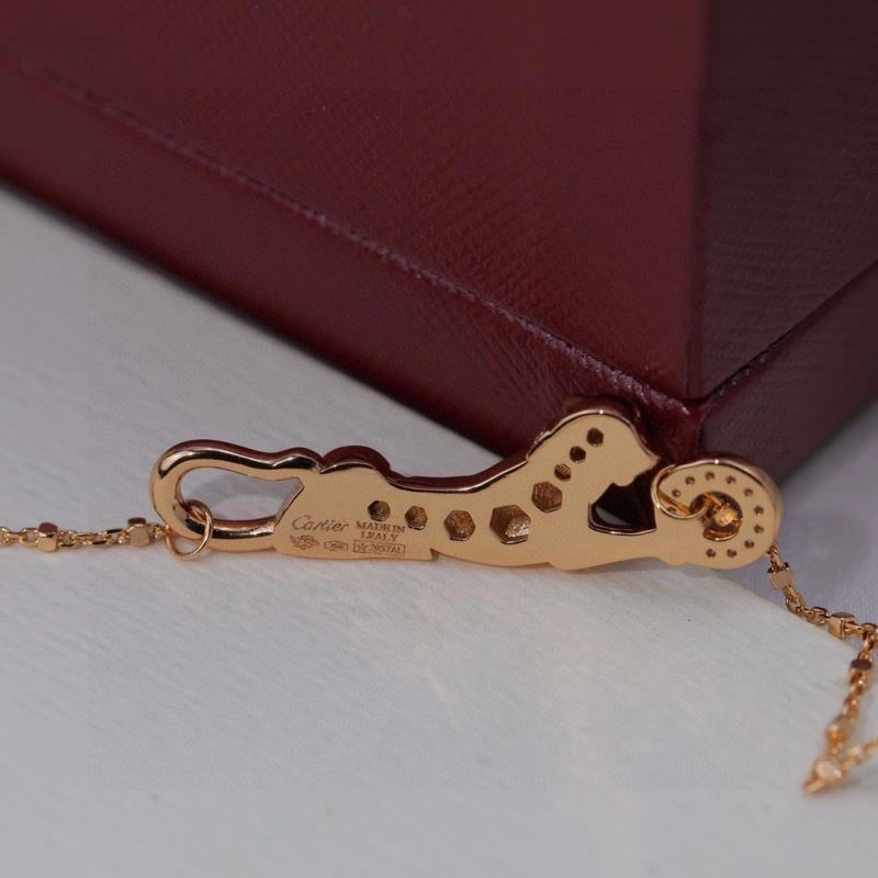 UrbanStyle Cartier Necklaces 217388