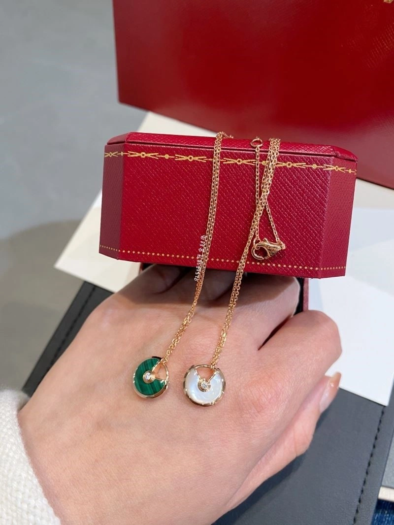 Cartier Necklaces Attractive 217270
