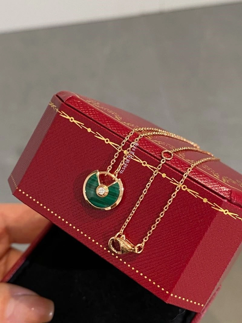Cartier Necklaces Attractive 217270