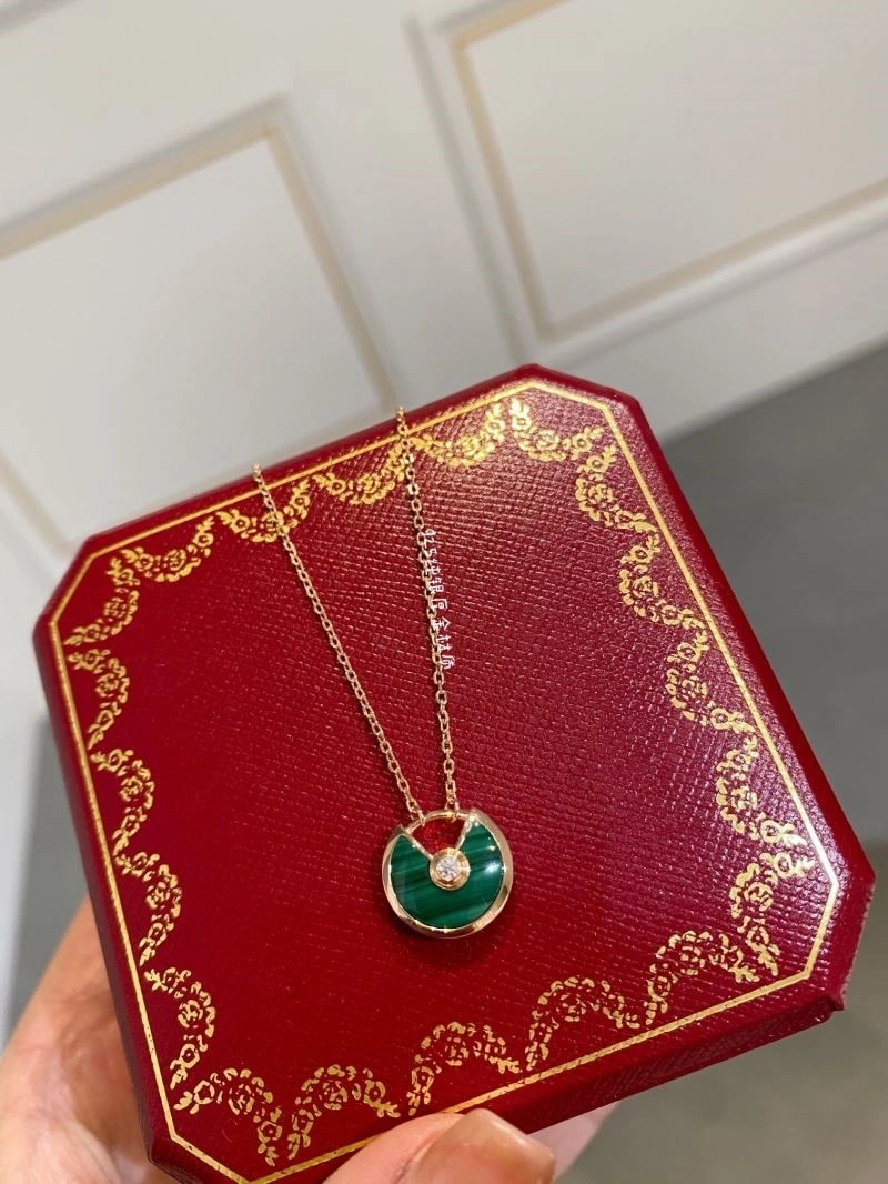 Cartier Necklaces Attractive 217270