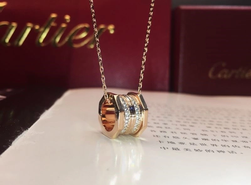 Cartier Necklaces EyeCatching 217158