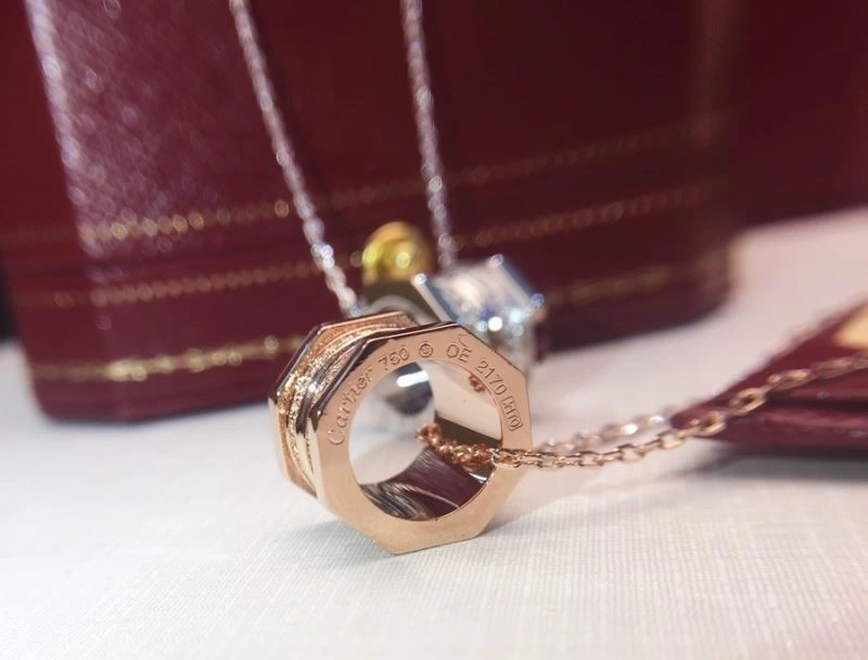 Cartier Necklaces EyeCatching 217158