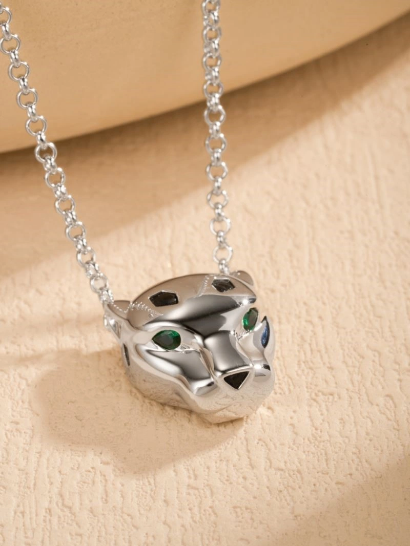 Sophisticated Cartier Necklaces 217151