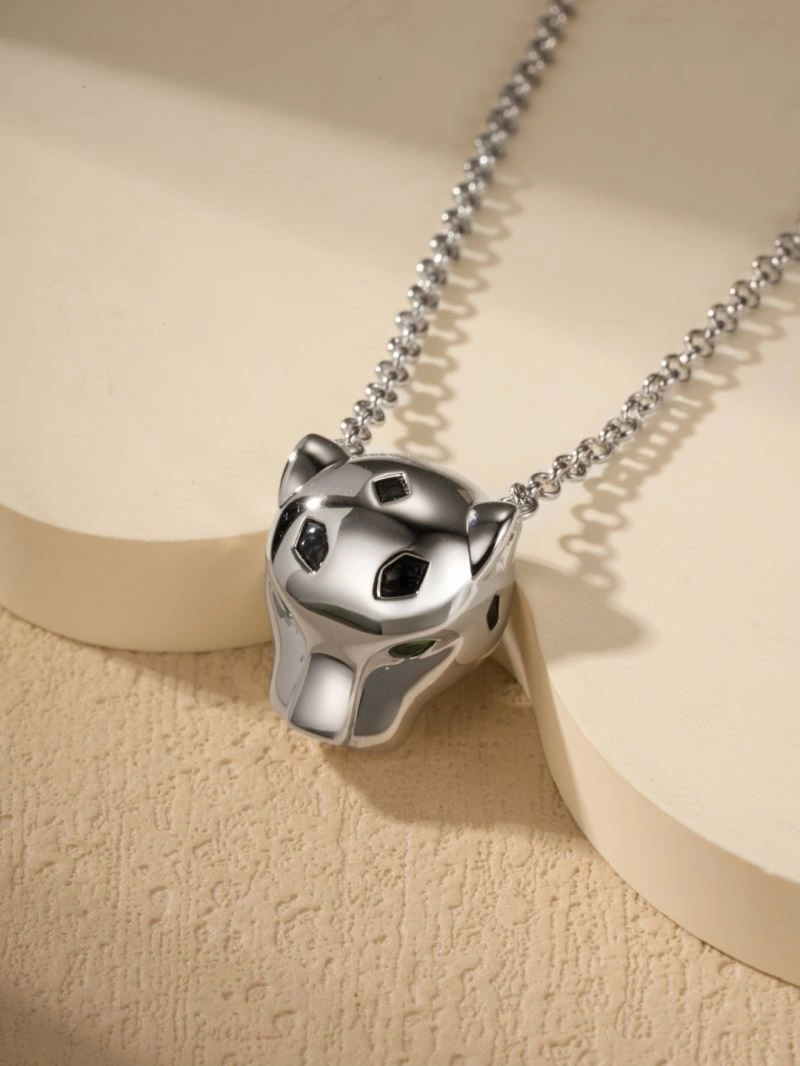 Sophisticated Cartier Necklaces 217151