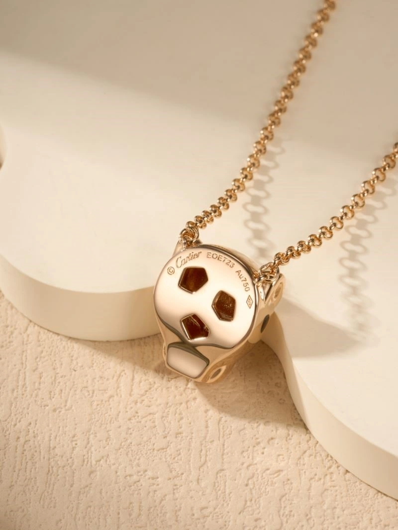 Sophisticated Cartier Necklaces 217151