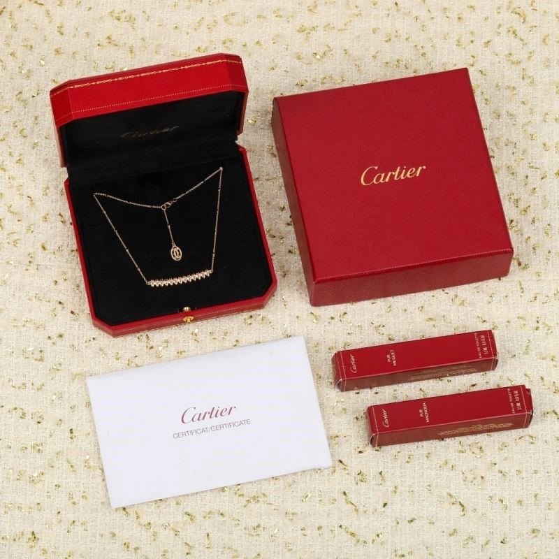 Cartier Necklaces Resilient 217144