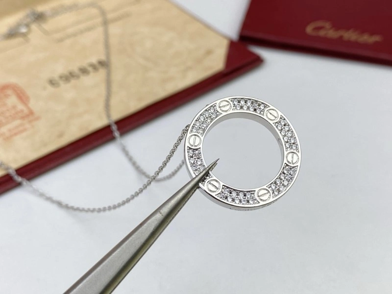 Cartier Necklaces Lightweight 216979