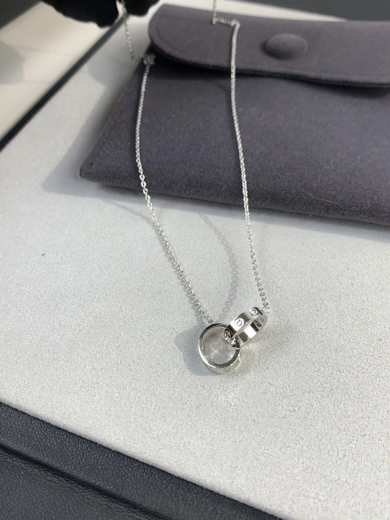 Seasonal Cartier Necklaces 216964