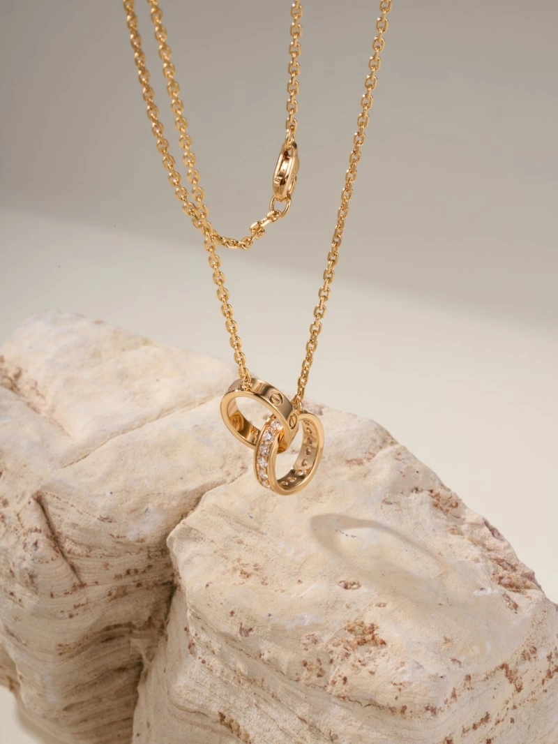 Refined Cartier Necklaces 216955