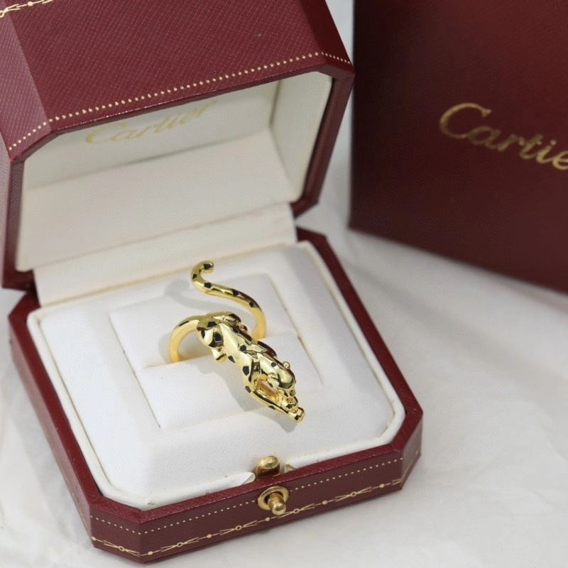 Sporty Cartier Rings 217056