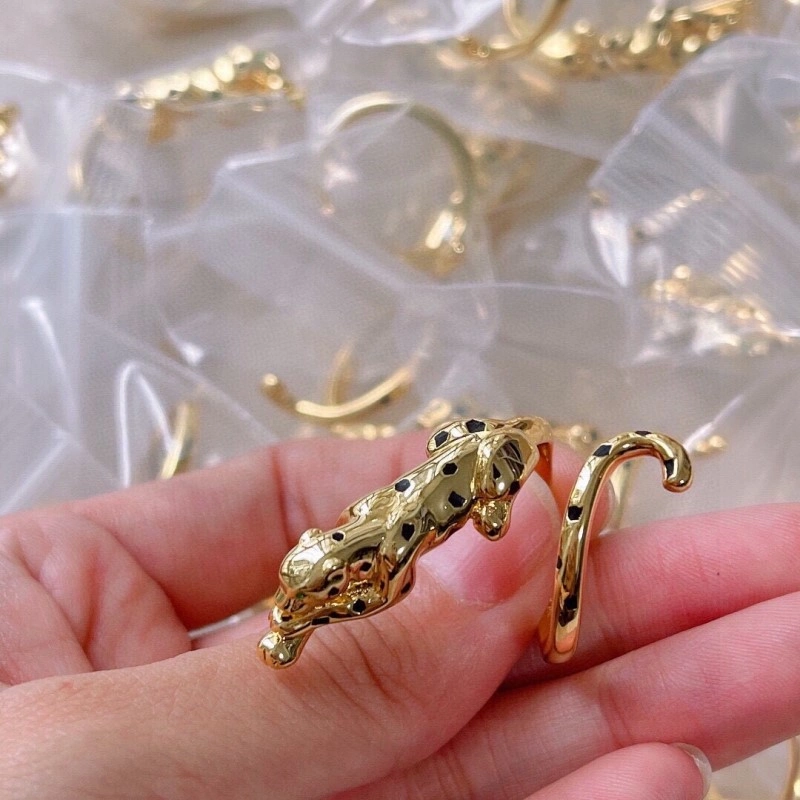 Sporty Cartier Rings 217056
