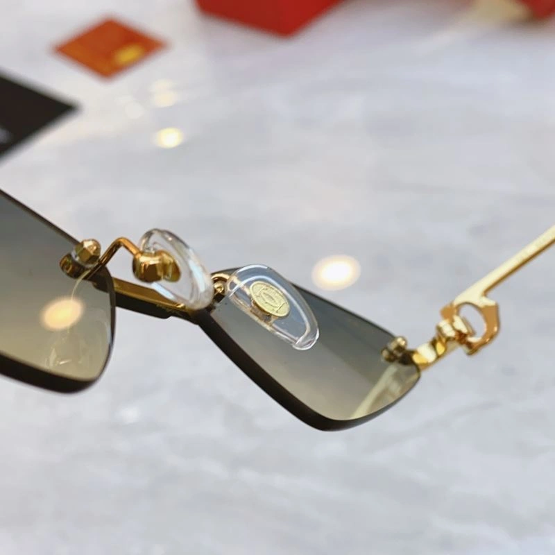 Lightweight Cartier Sunglasses 277475