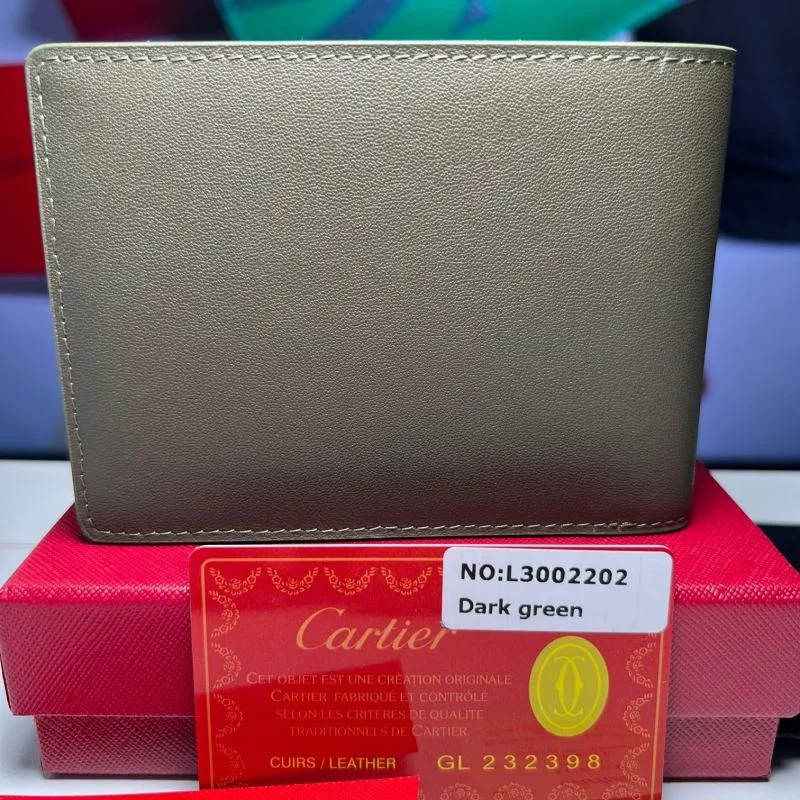 Sleek Cartier Wallets Purse 38619