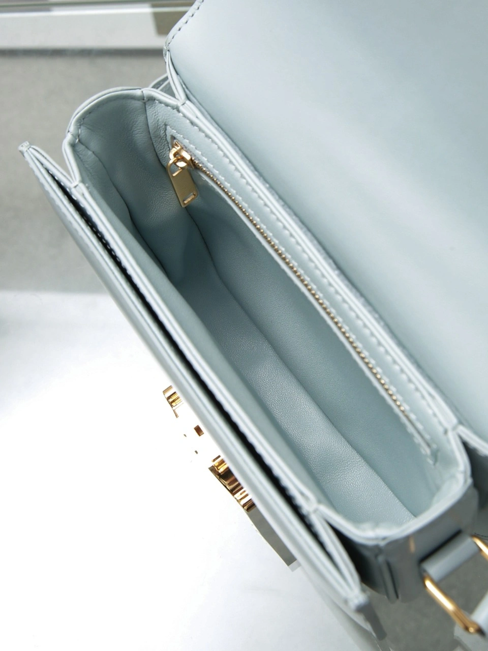 Affordable Celine Besace Bags 78546