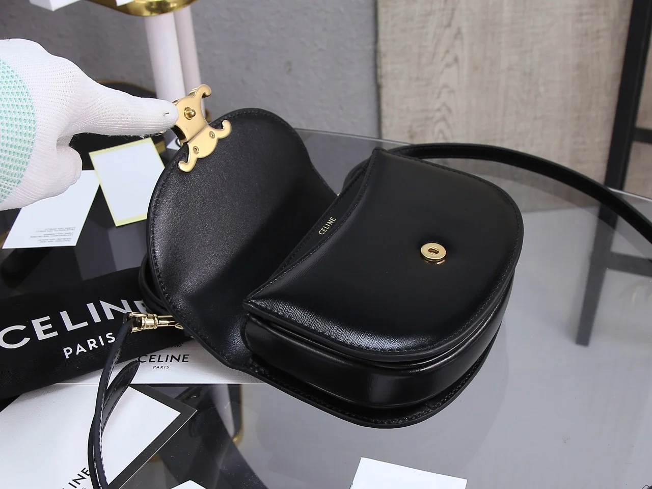 Durable Celine Besace Bags 37748