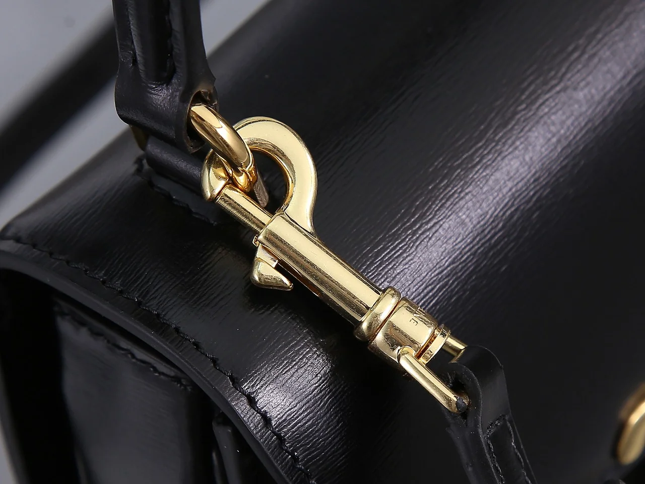 Durable Celine Besace Bags 37748
