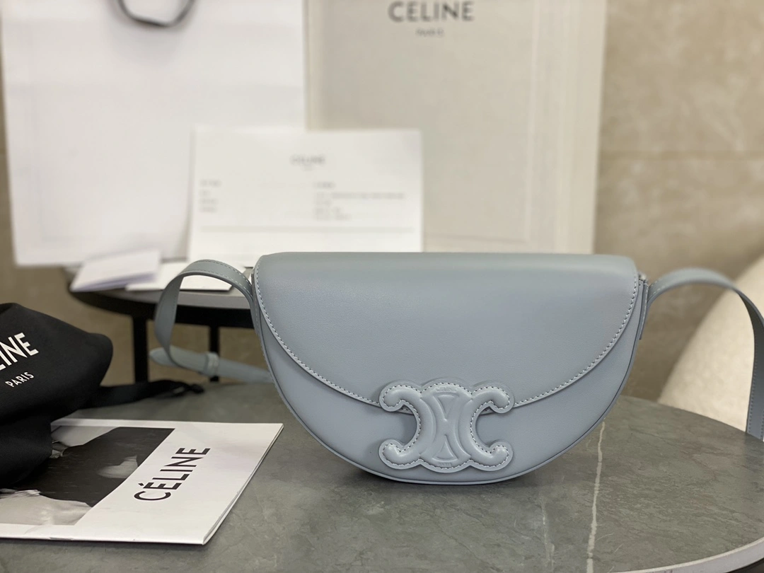 Bold Celine Besace Bags 94746