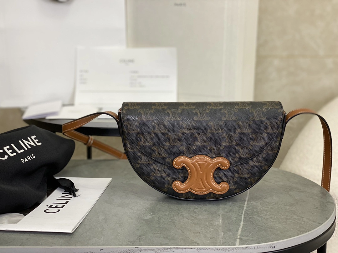 Celine Besace Bags Lightweight 94674