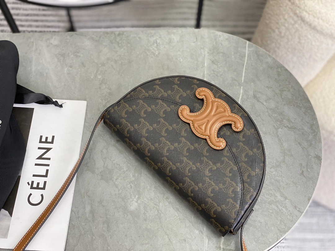 Celine Besace Bags Lightweight 94674