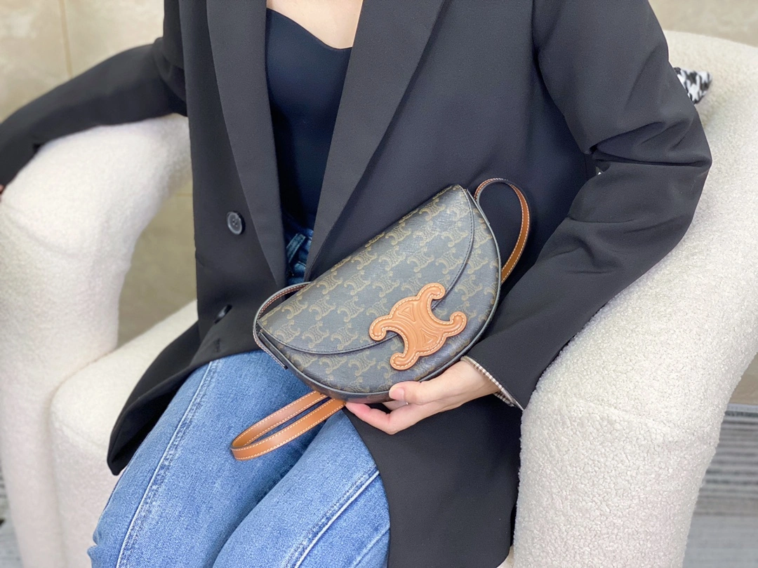 Celine Besace Bags Lightweight 94674