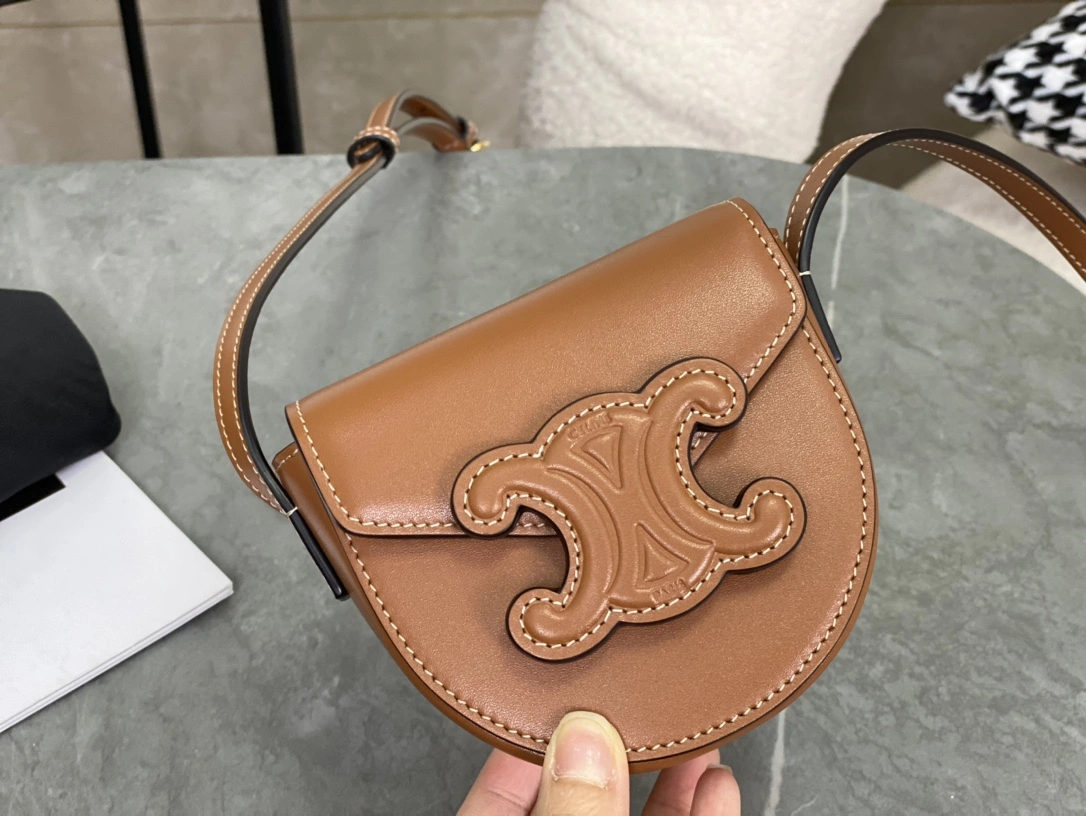 Celine Besace Bags Upgraded 94685