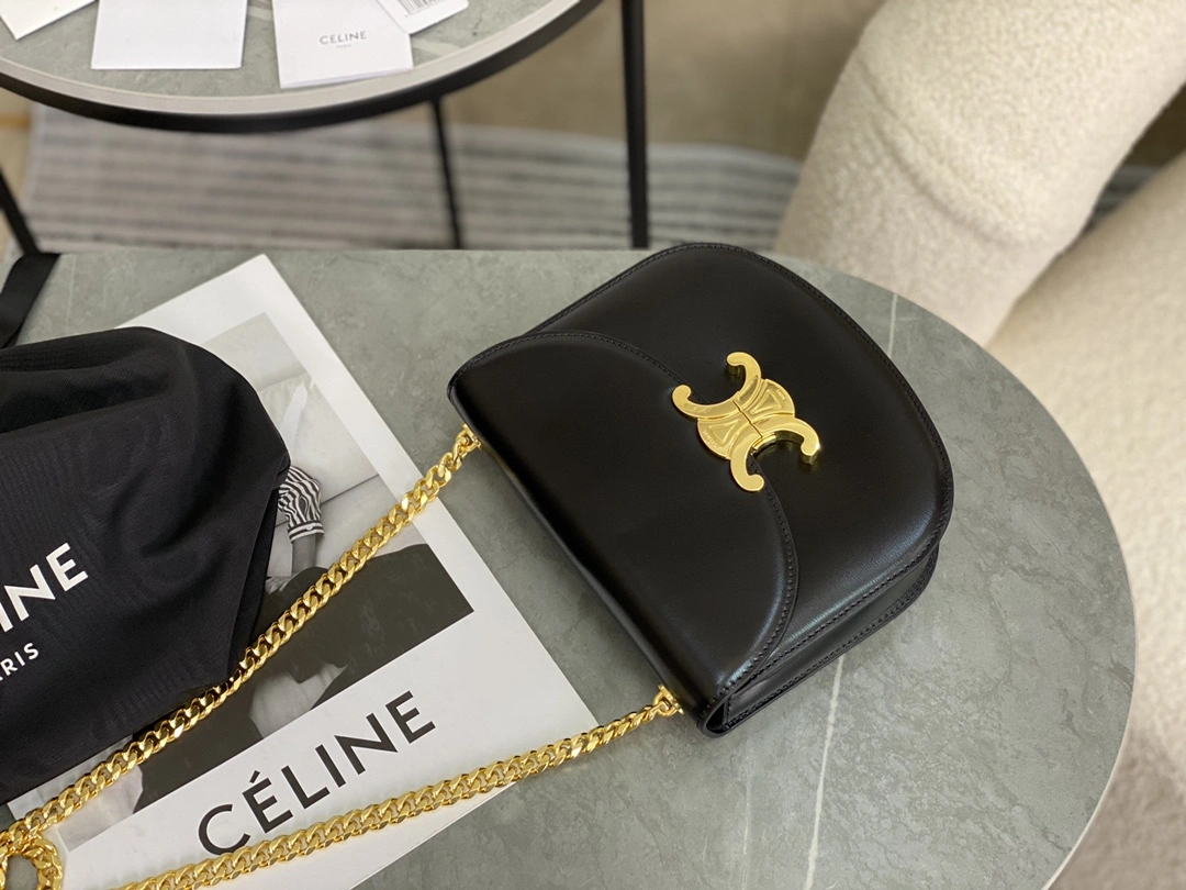 Stylish Celine Besace Bags 94686