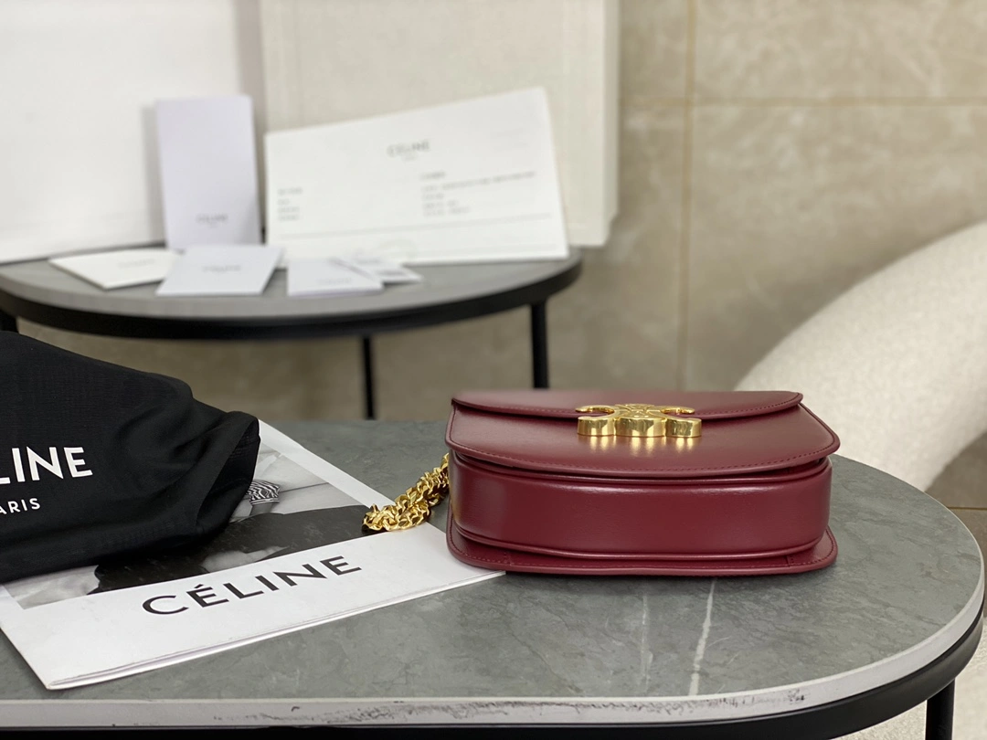 Effortless Celine Besace Bags 94653