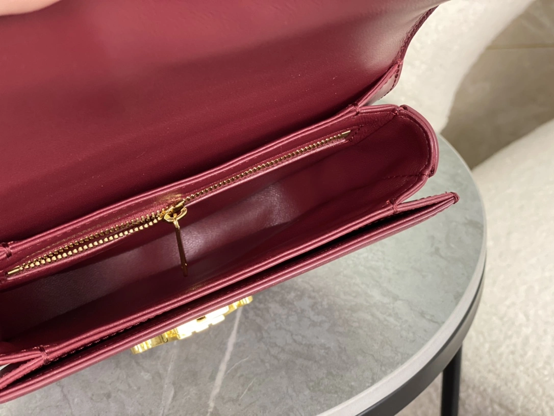Effortless Celine Besace Bags 94653