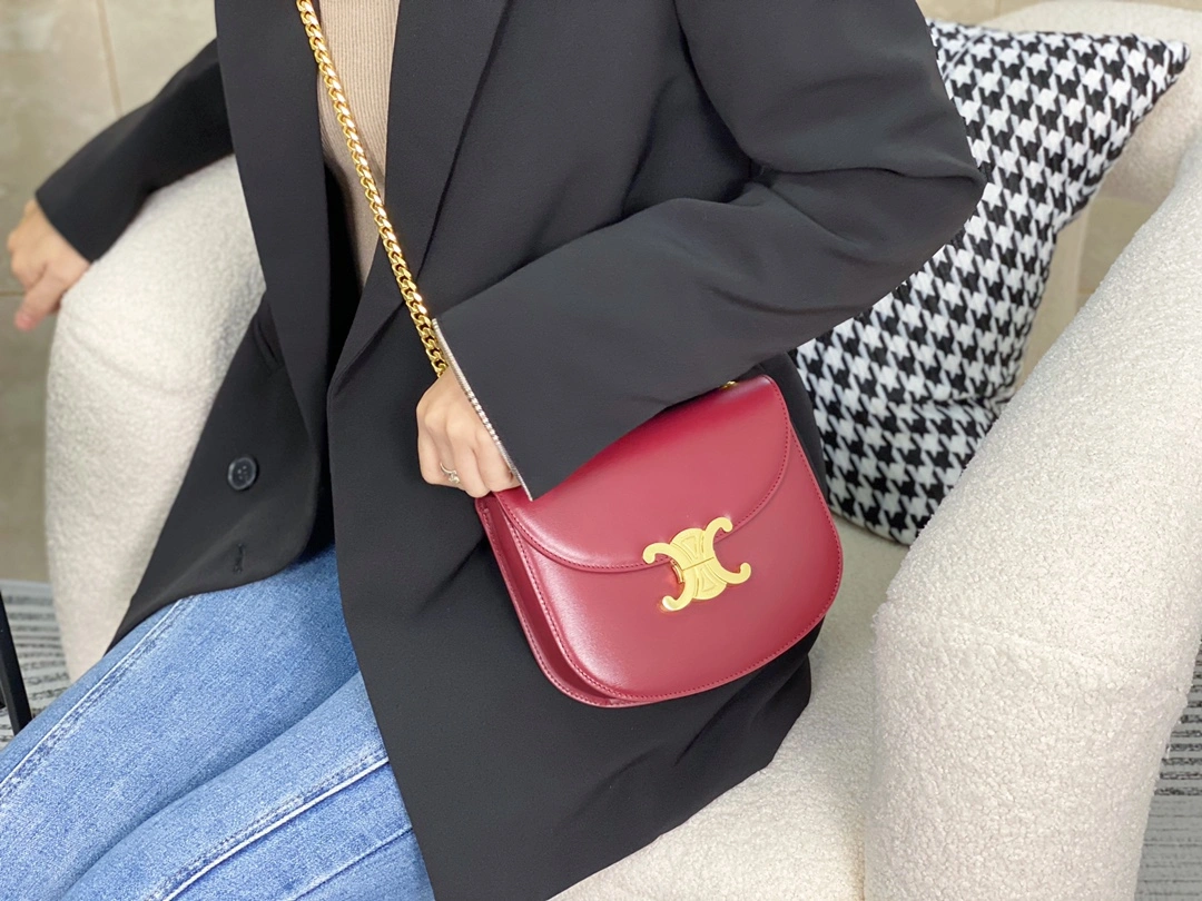Effortless Celine Besace Bags 94653