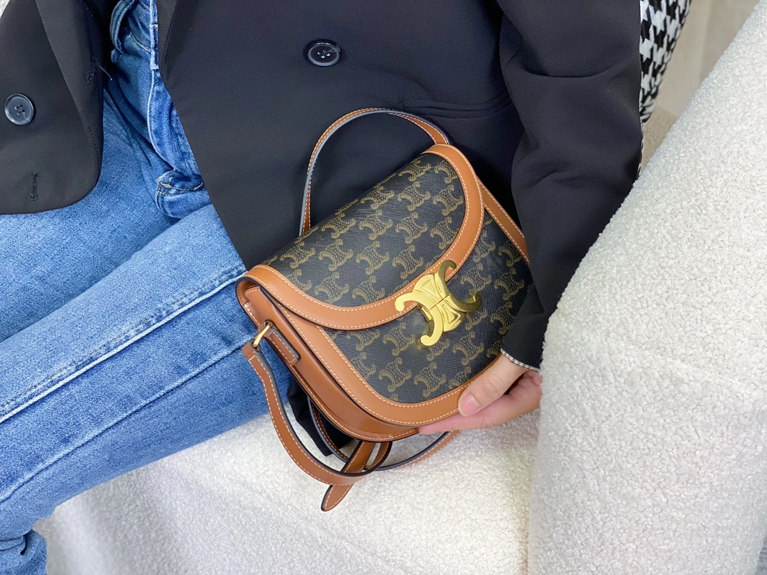 Chic Celine Besace Bags 94648