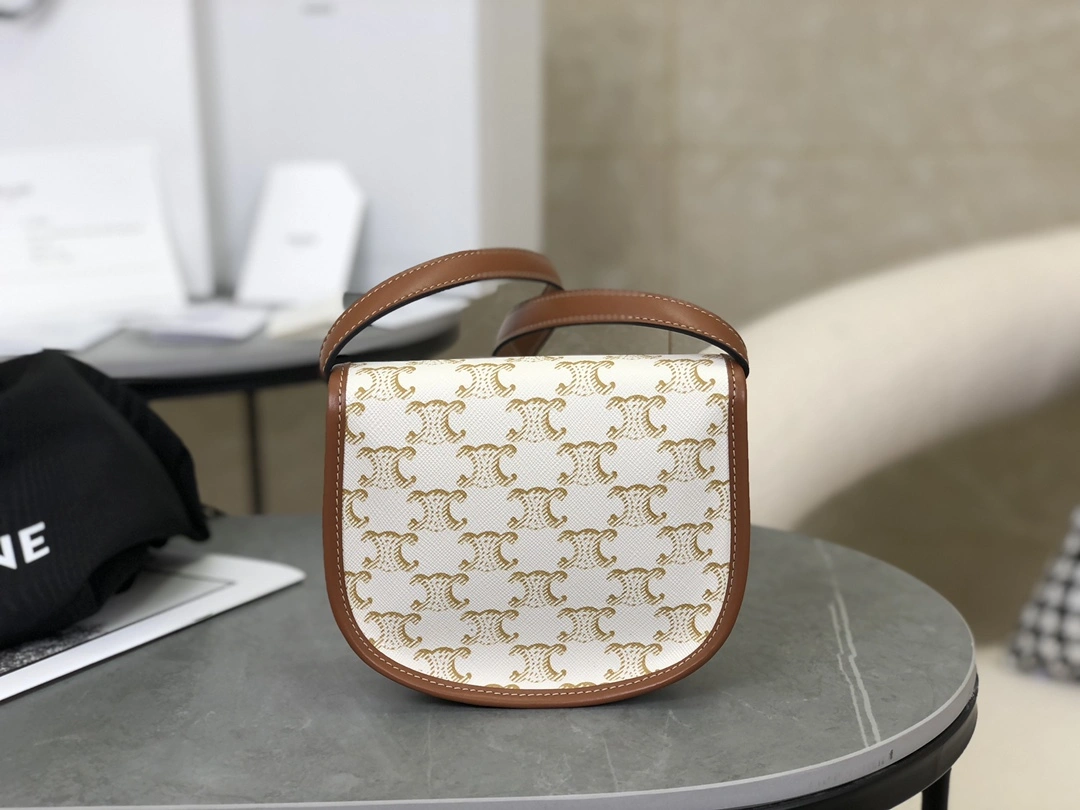Youthful Celine Besace Bags 94641