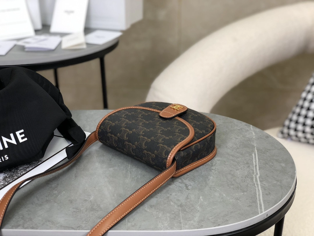 Celine Besace Bags UrbanChic 94639