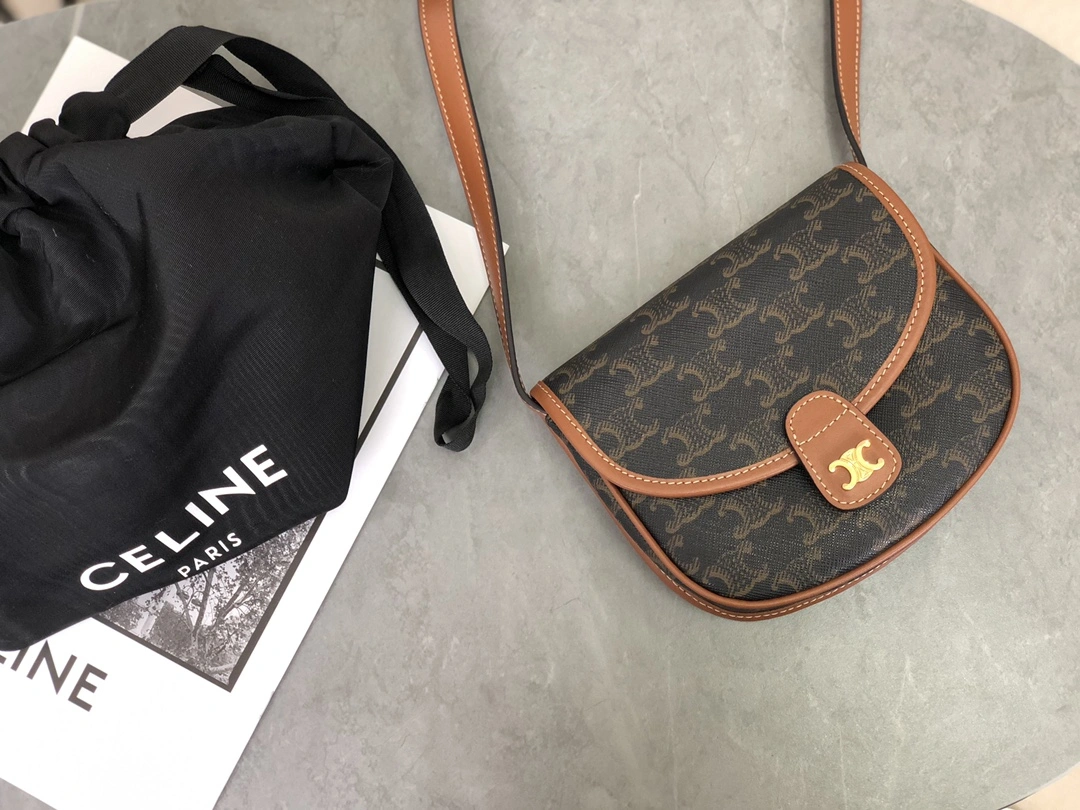 Celine Besace Bags UrbanChic 94639