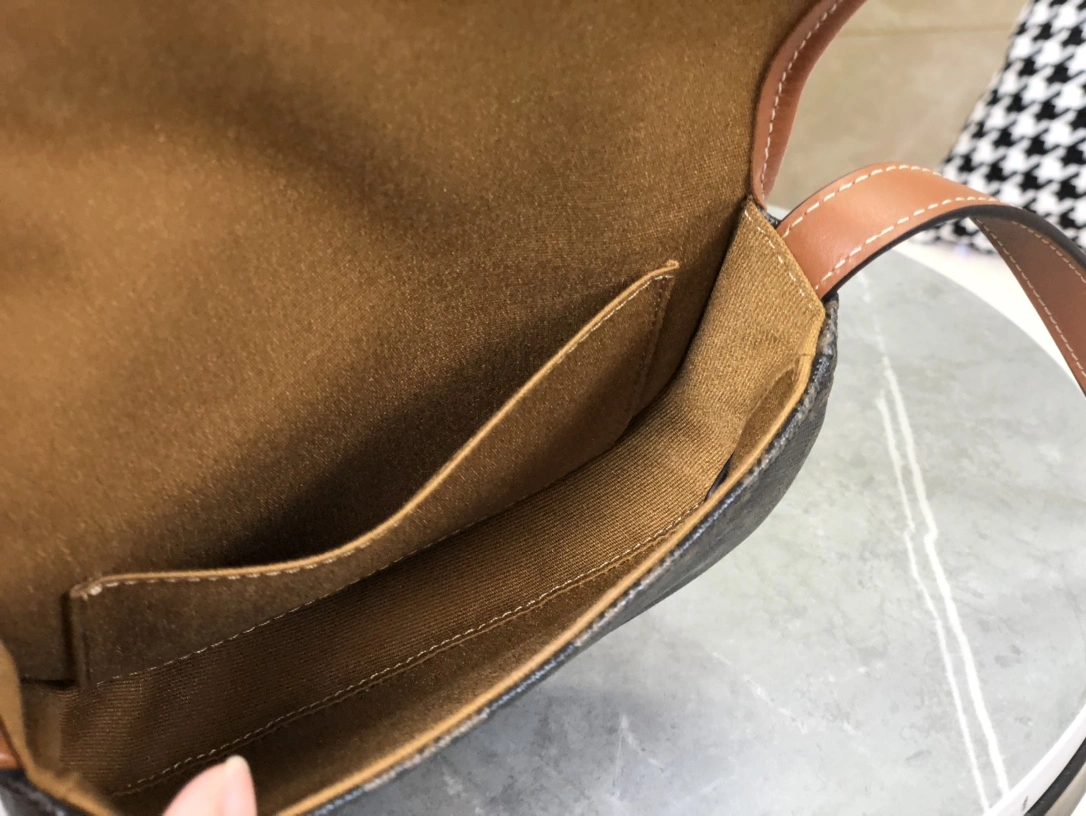 Celine Besace Bags UrbanChic 94639