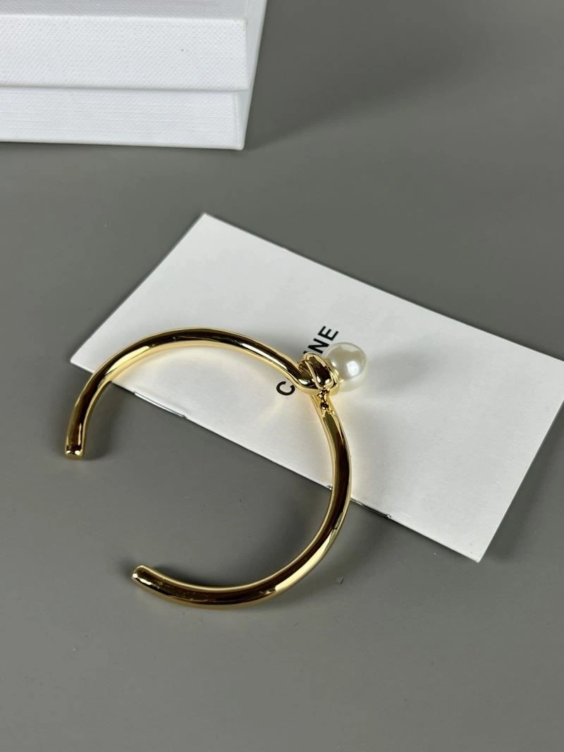 Celine Bracelets Durable 218301