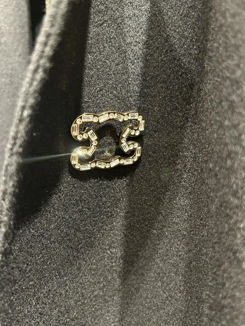 ZeroBulk Celine Brooches 218296