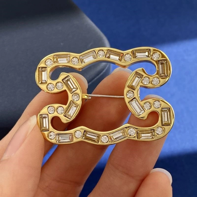 Celine Brooches SmoothTexture 218191