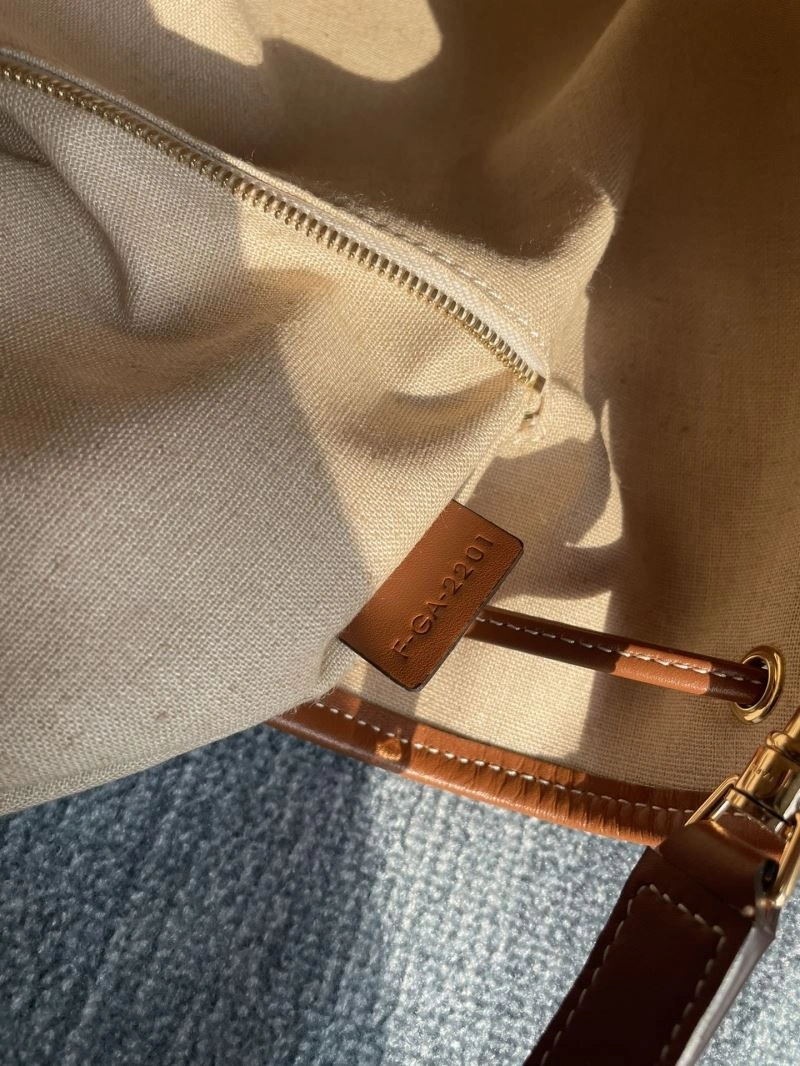 Sustainable Celine Bucket Bags 60579