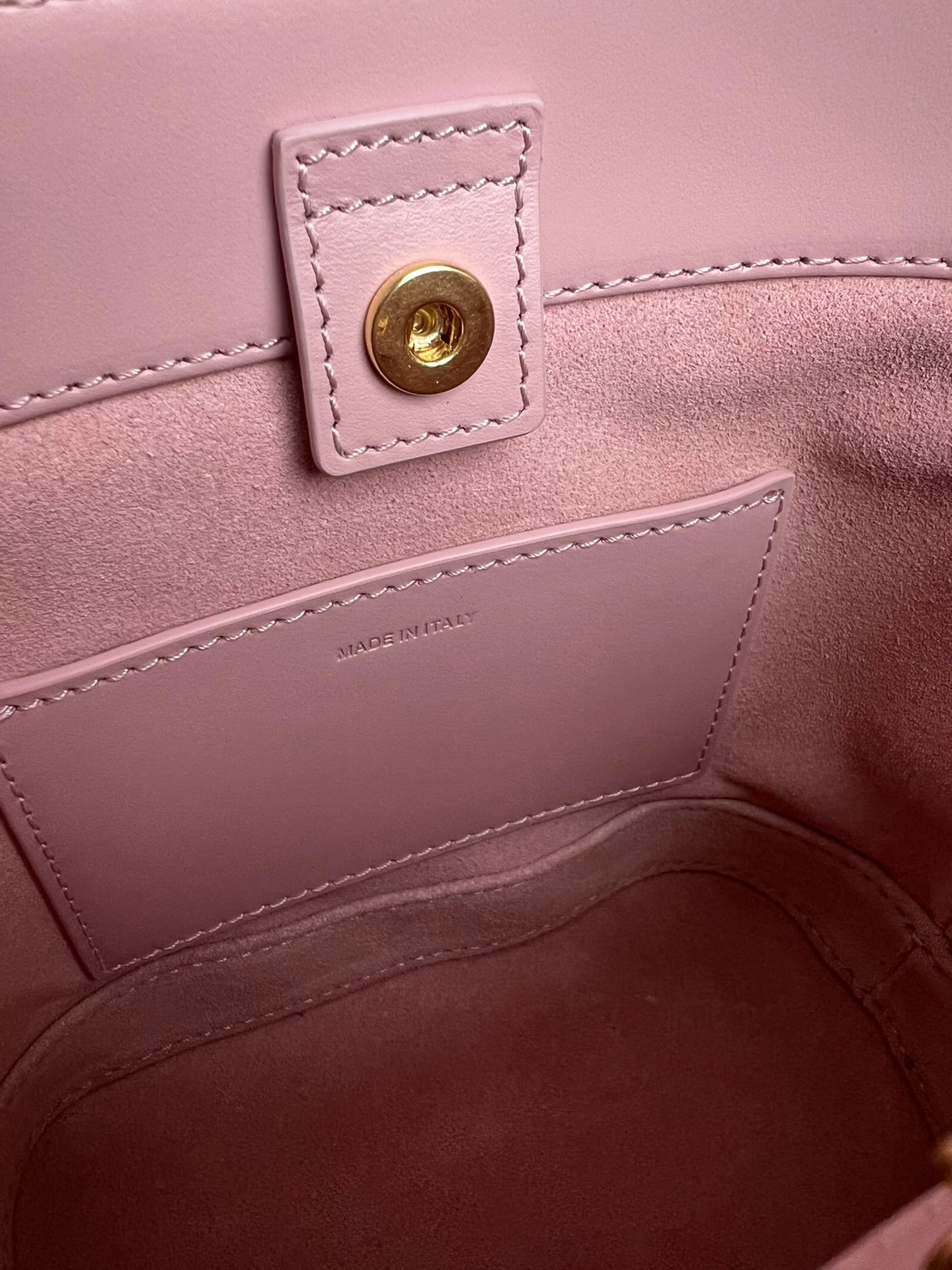 Versatile Celine Bucket Bags 78528
