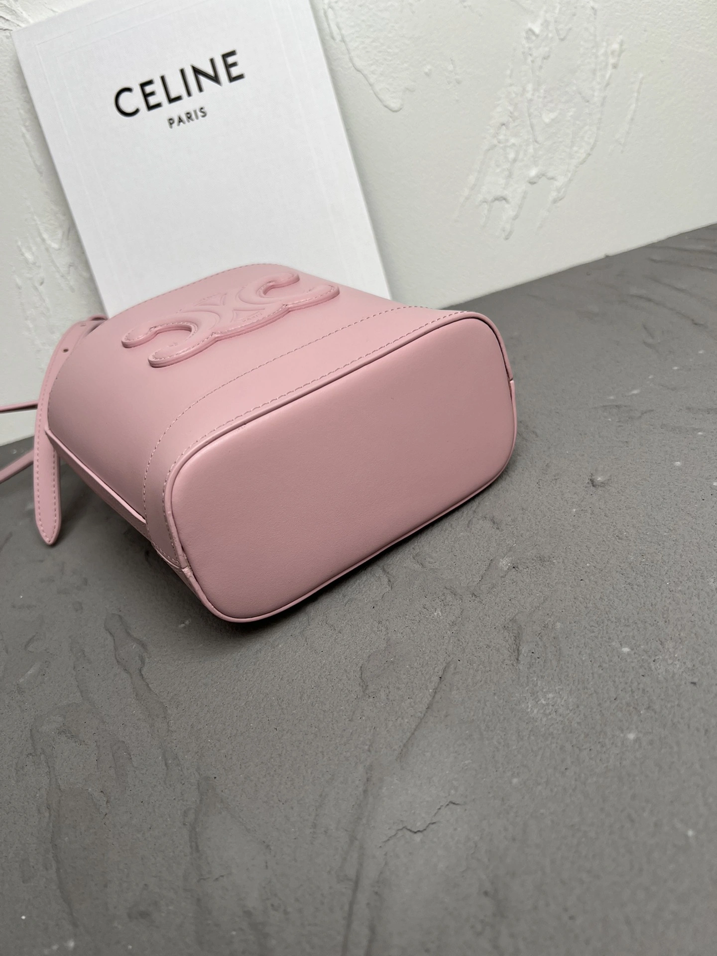 Versatile Celine Bucket Bags 78528