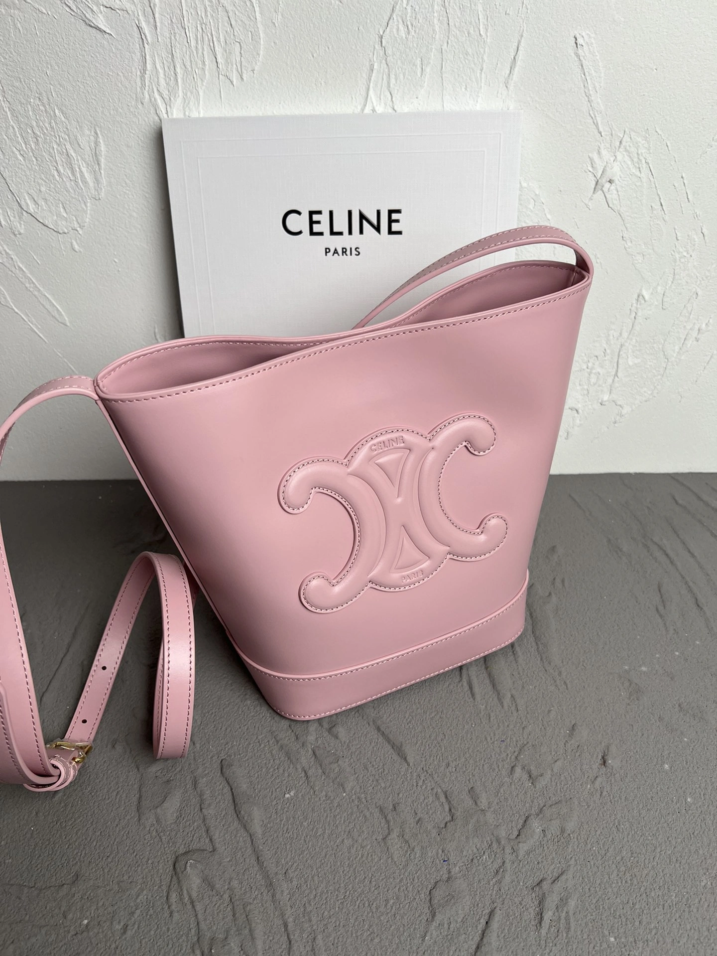 Versatile Celine Bucket Bags 78514