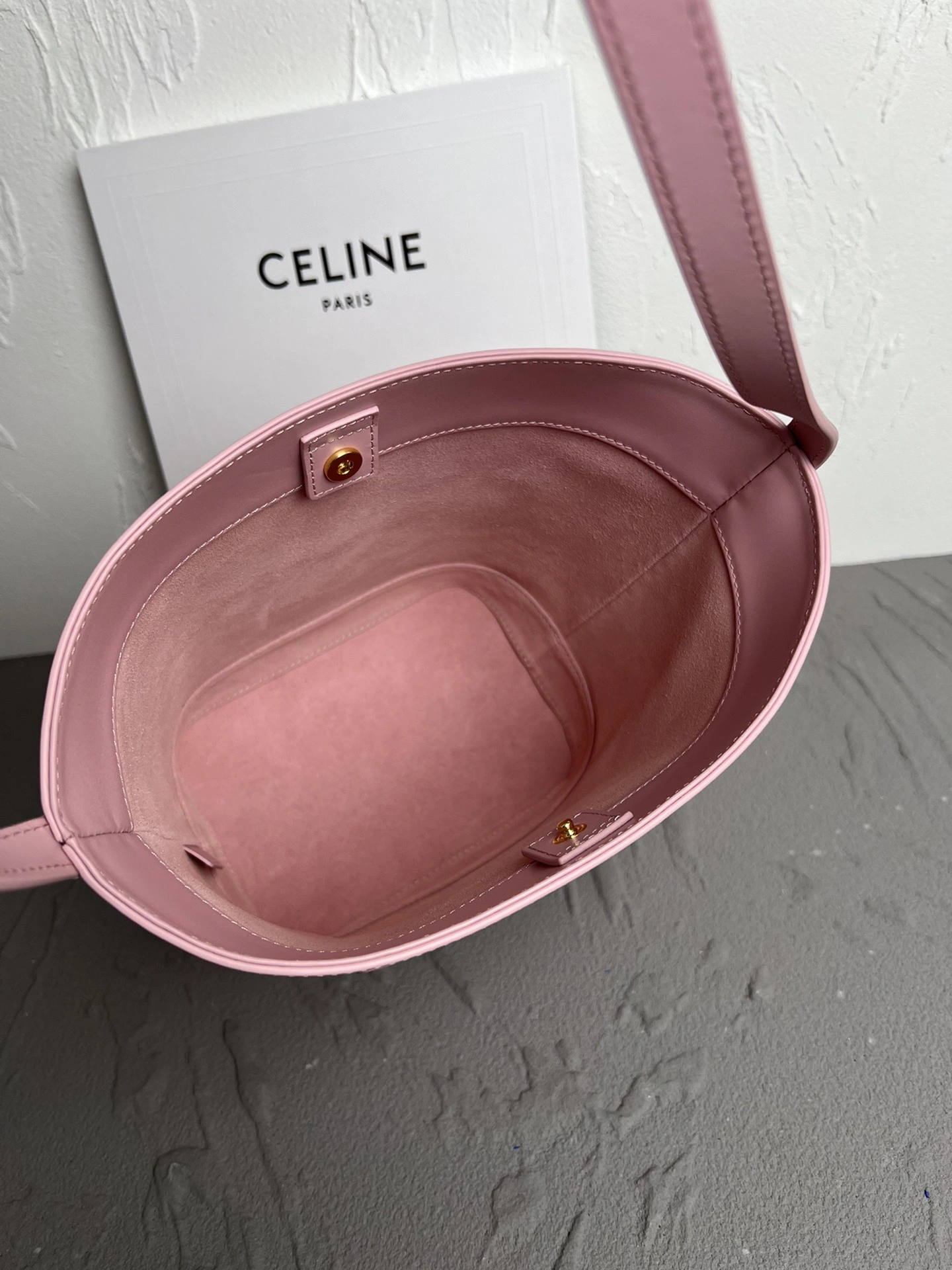 Versatile Celine Bucket Bags 78514