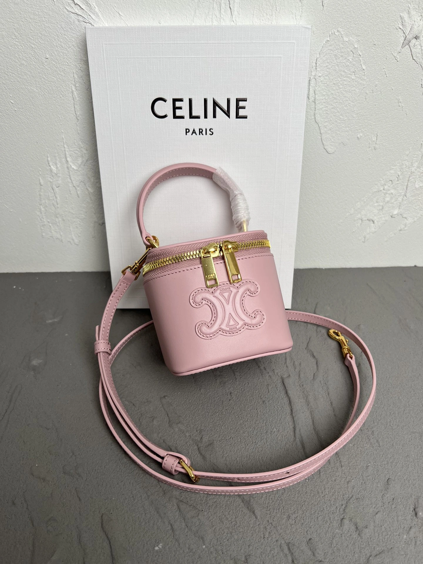 Celine Bucket Bags Affordable 78517
