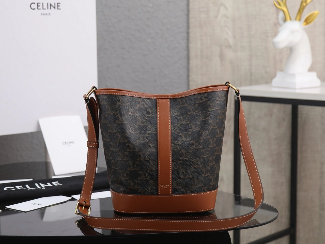 Tailored Celine Bucket Bags 78526